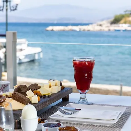 Melina Bay Boutique Kassiopi
