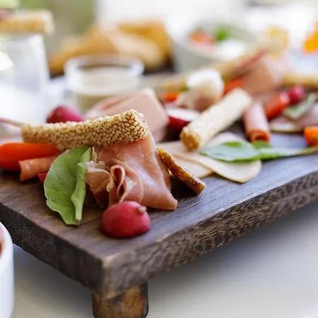Melina Bay Boutique Hotel 3*