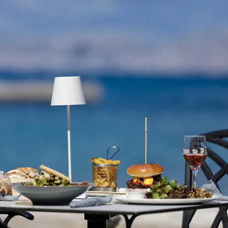 Melina Bay Boutique Kassiopi
