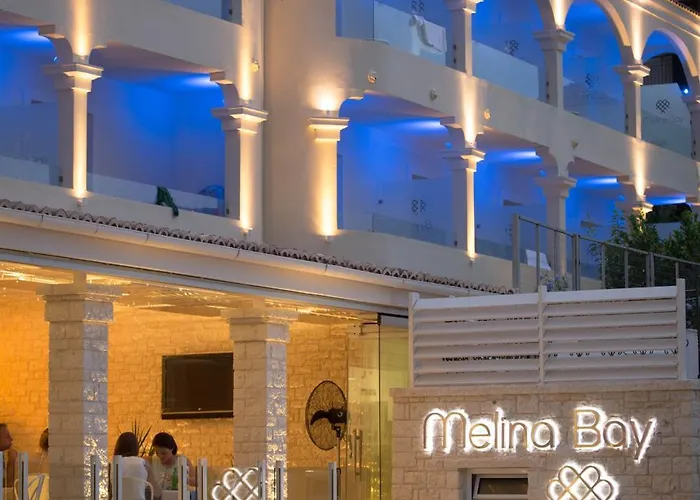 Melina Bay Boutique 카시오피