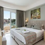 Melina Bay Boutique Hotel