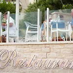 فندق Melina Bay Boutique